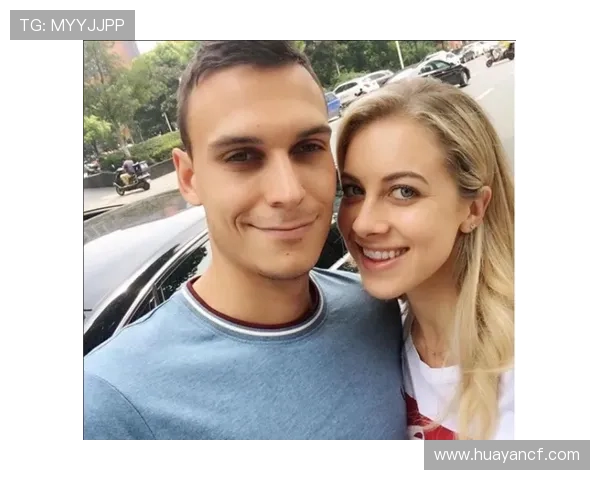 偶像与日本足球明星的浪漫爱情故事揭开神秘面纱